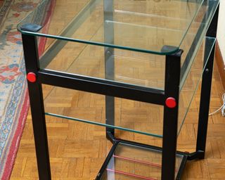 Mesa auxiliar metal negro y cristal