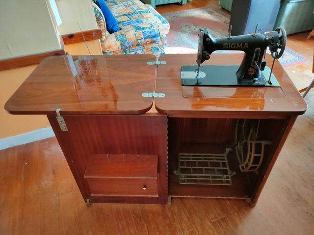 Maquina de coser Sigma 1