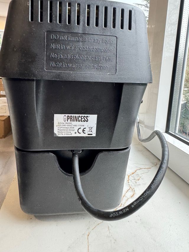 Freidora con Aveite tipo DUCHA ahorro