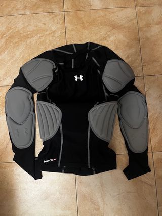 Camiseta con protecciones