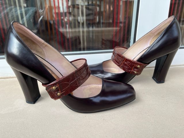 Salones negros de Magrit