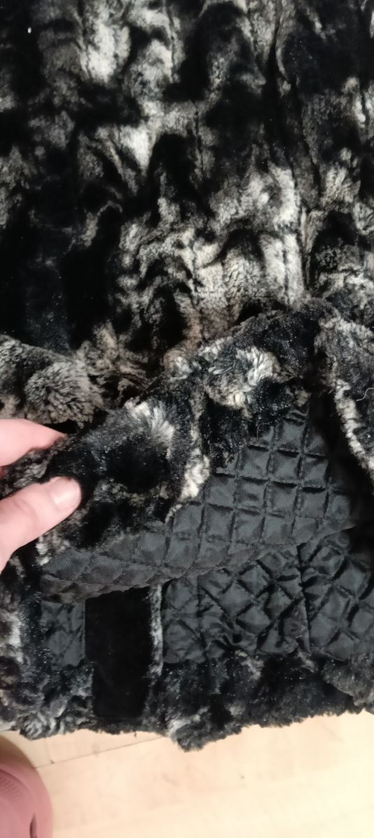 Abrigo corto de pelo