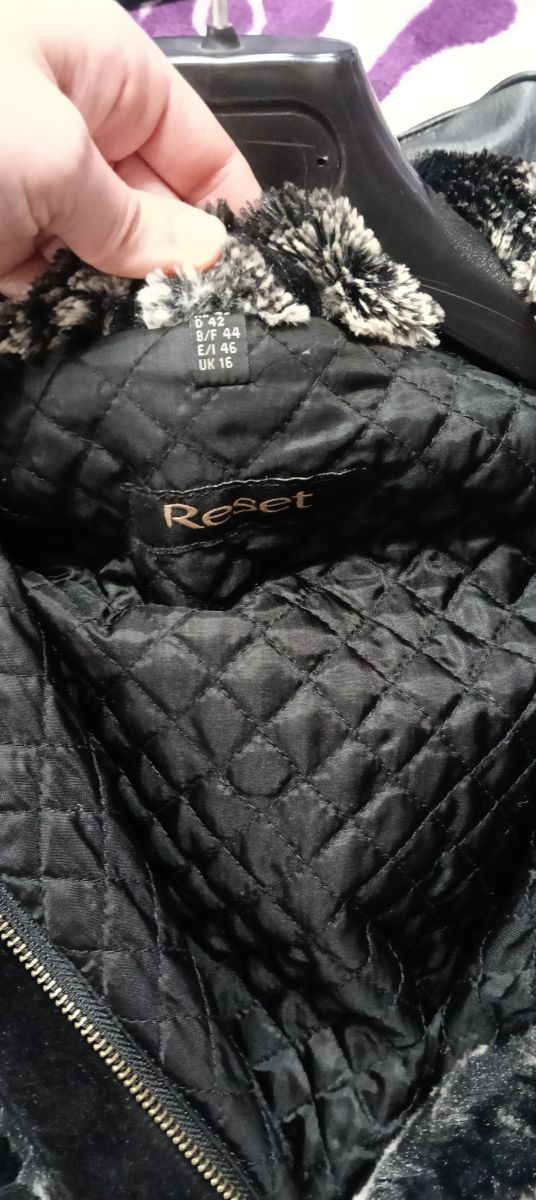 Abrigo corto de pelo