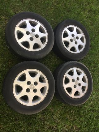 Llantas Nissan 200sx s13 OEM 15" 4x114,3 6J et40