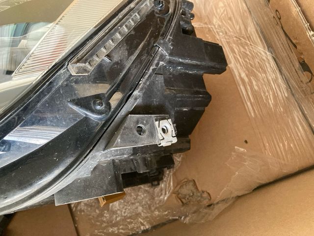 faro volkswagen tiguan