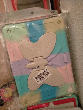 20 fundas variadas de Ipad