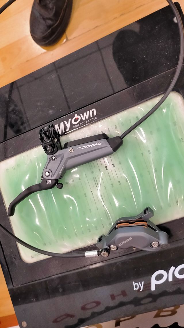 JUEGO DE FRENO SRAM CODE BRONZE STEALTH