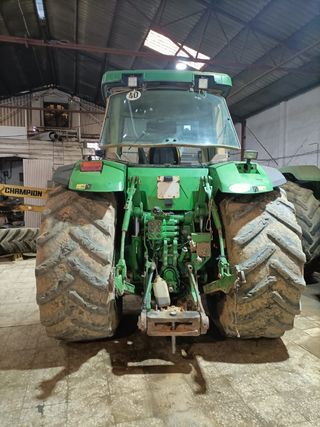 Tractor John Deere 8200
