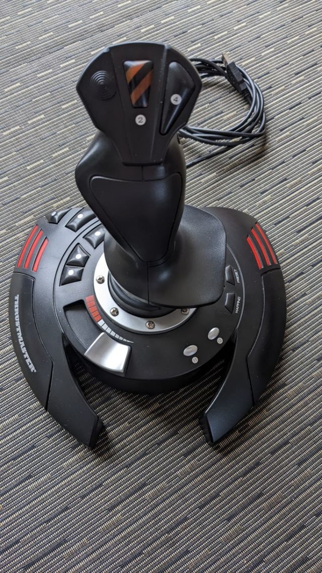 Joystick thrusmaster