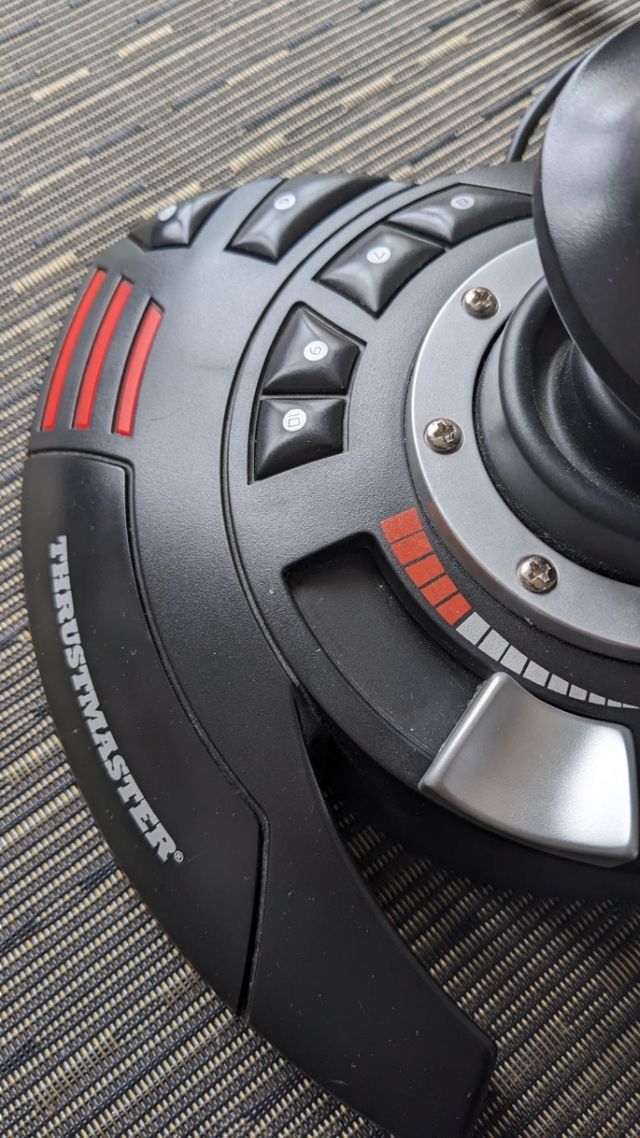 Joystick thrusmaster