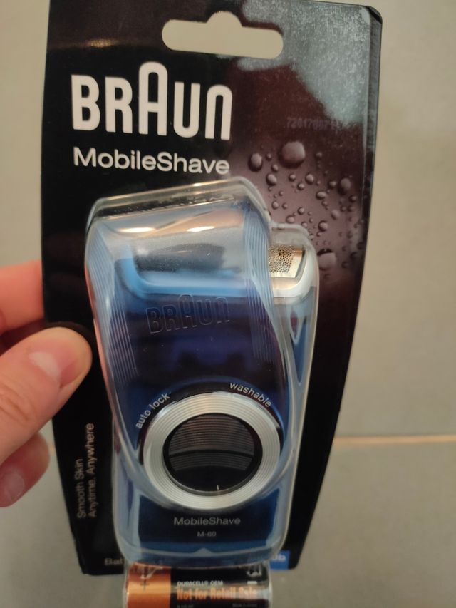 Afeitadora Braun portátil m60