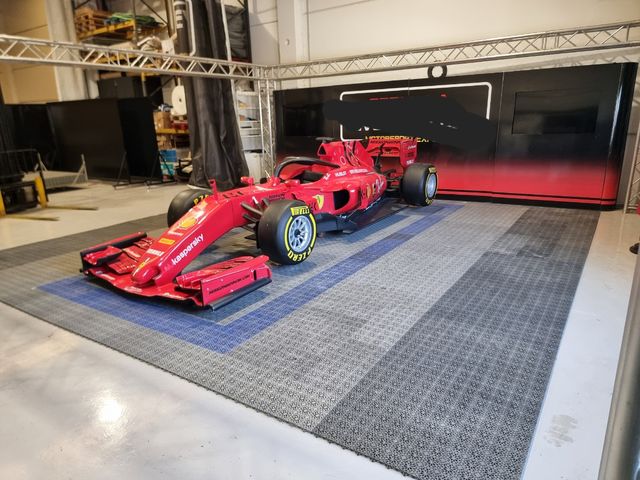 Ferrari SF90 2019