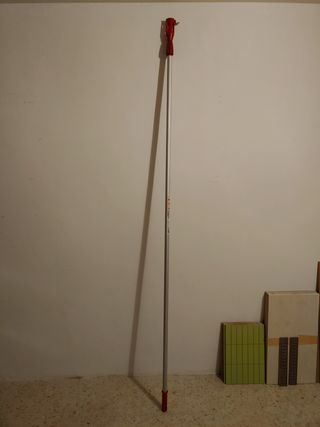 Alargo extensible para rodillos y brocha