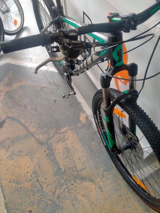 BICICLETA SCOTT