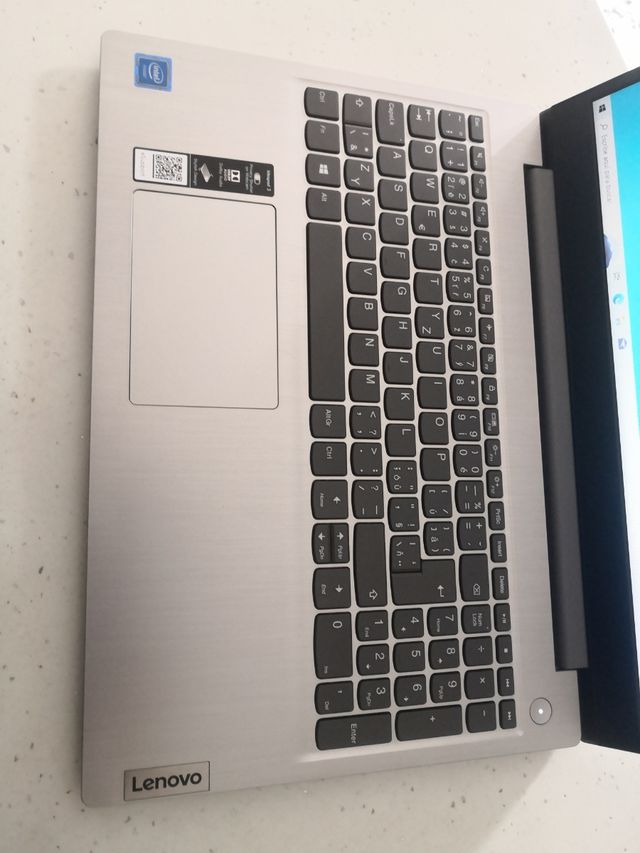 LENOVO ideaPad 3 15IGL05 81WQ