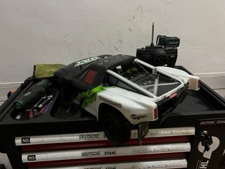 Auto a scoppio rc kyosho drt