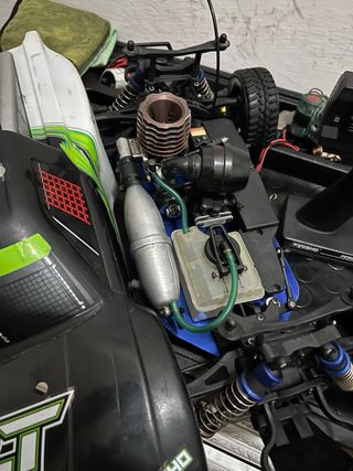 Auto a scoppio rc kyosho drt