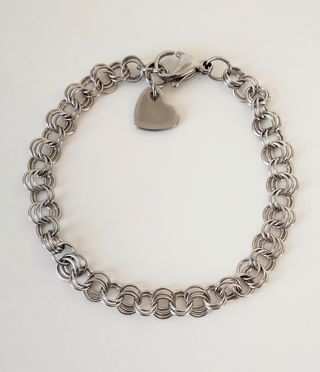 Bracciale in acciaio con cuore donna
