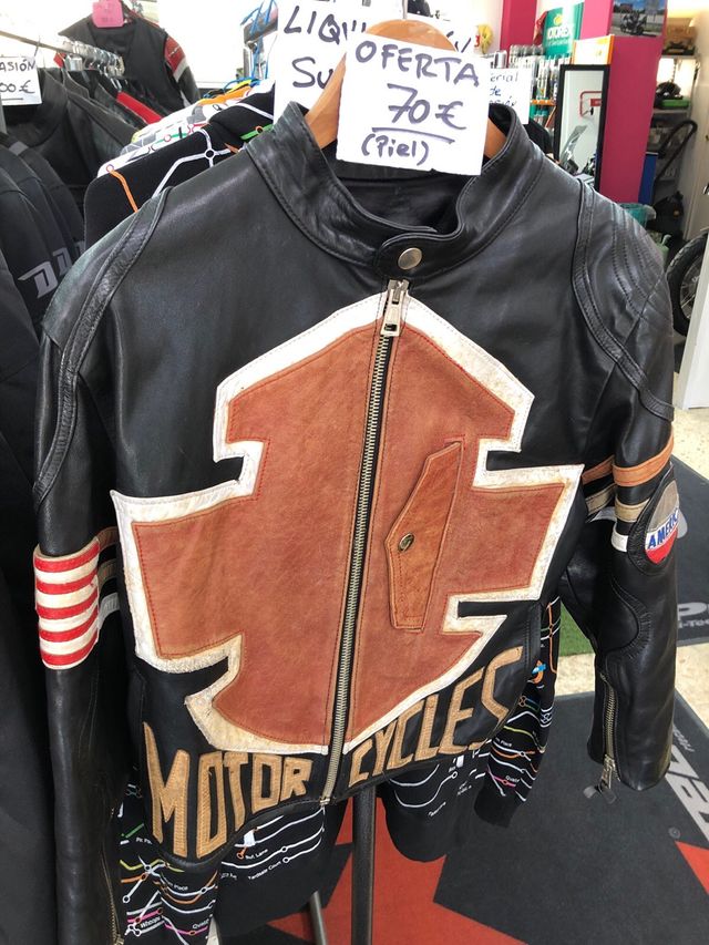 Cazadoras de moto y sudaderas