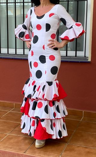 Traje de flamenca. Talla 38