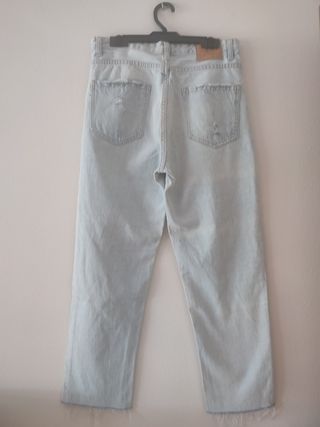 Pantalón tejano de mujer 