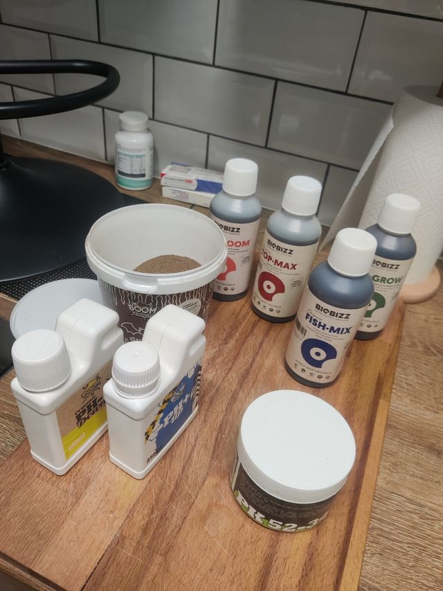 Kit de Abonos + medidor PH