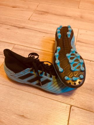Botas futbol Adidas Predator