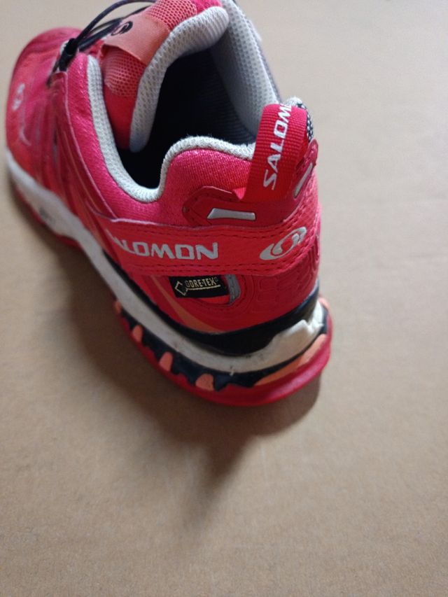 Zapatos salomon