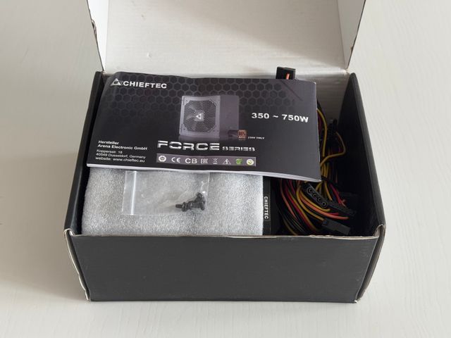 Chieftec CPS-750S 750W fonte de alimentação