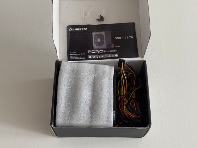 Chieftec CPS-750S 750W fonte de alimentação