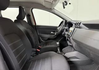 DESPIECE DACIA DUSTER 2023