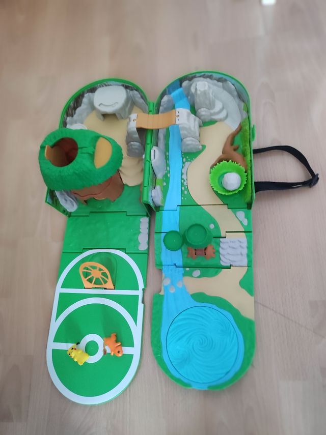 Mochila Pokémon verde