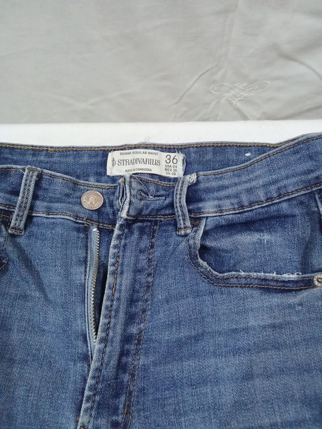 Vaquero mujer Stradivarius talla 36 