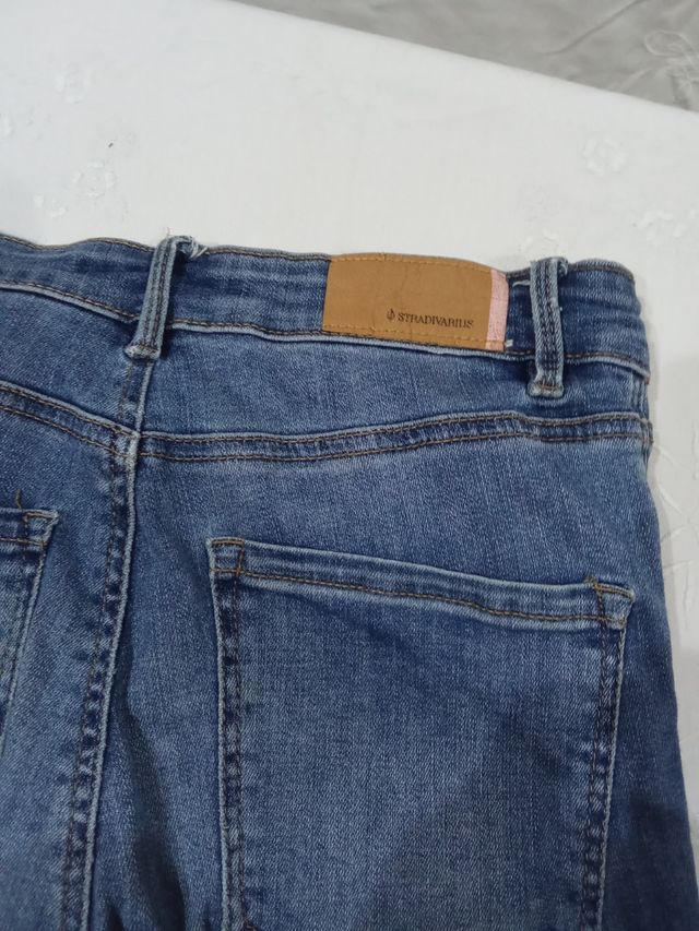 Vaquero mujer Stradivarius talla 36 