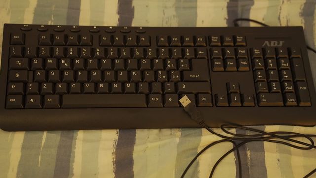 Tastiera PC con cavo