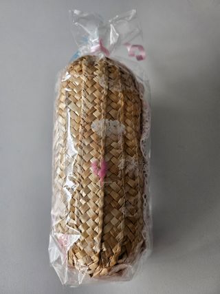 Muñeca en su cuna para regalar