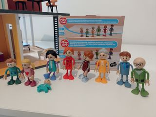 Casa de muñecas de madera