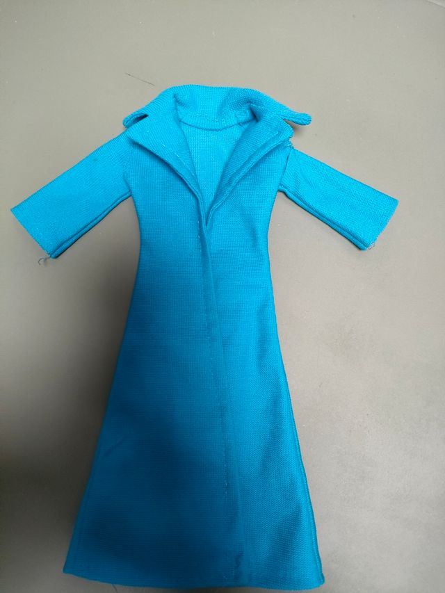 ABRIGO PARA LESLY MUY RETRO