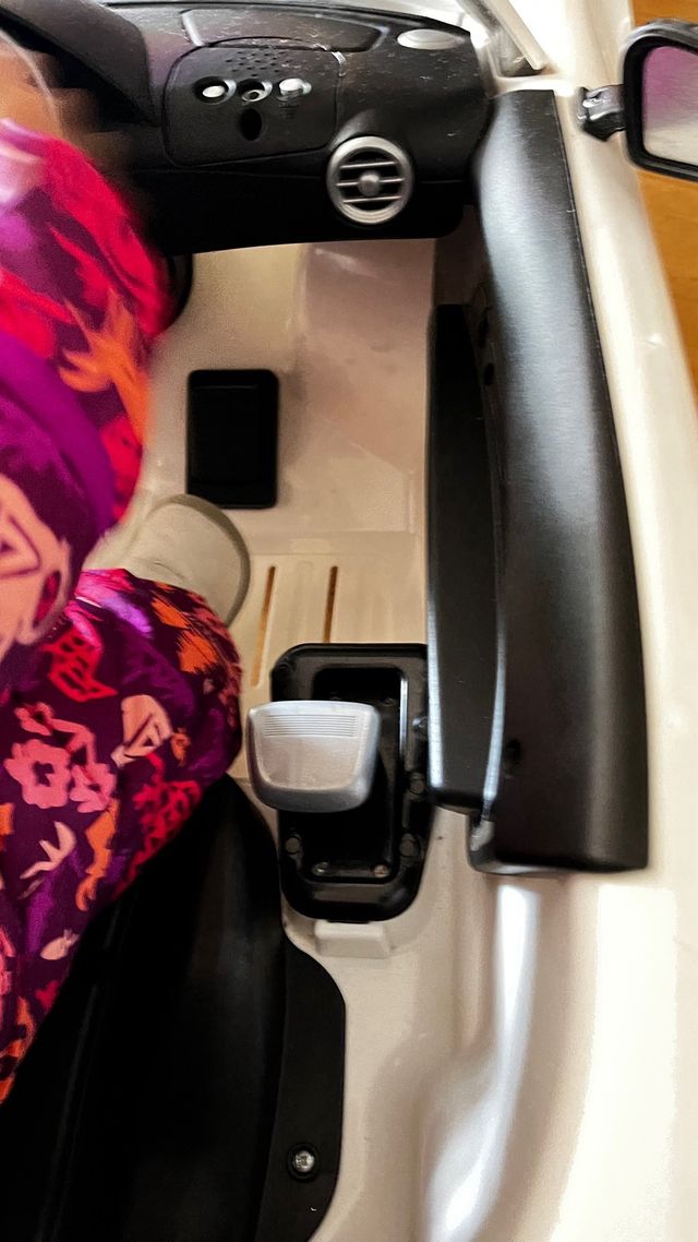 Cochecito niño con mando a movil