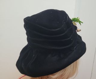 cappello elegante da cerimonia 