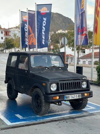 Suzuki Samurai 1990