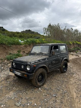 Suzuki Samurai 1990