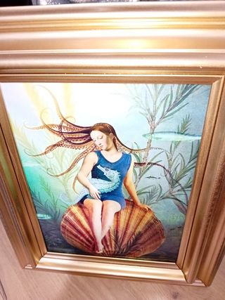 Quadro surrealista Donna seduta in mare