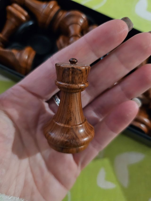 Juego de ajedrez y de damas