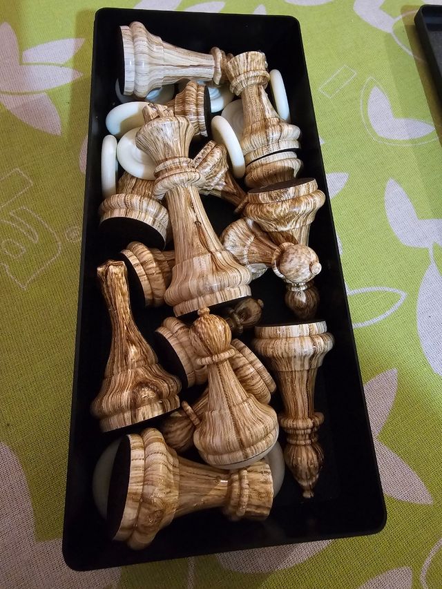 Juego de ajedrez y de damas