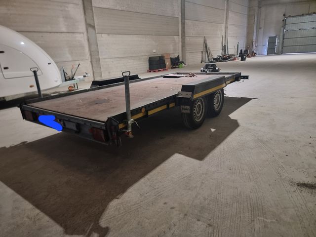 Remolque plataforma Mixto
Para carnet E