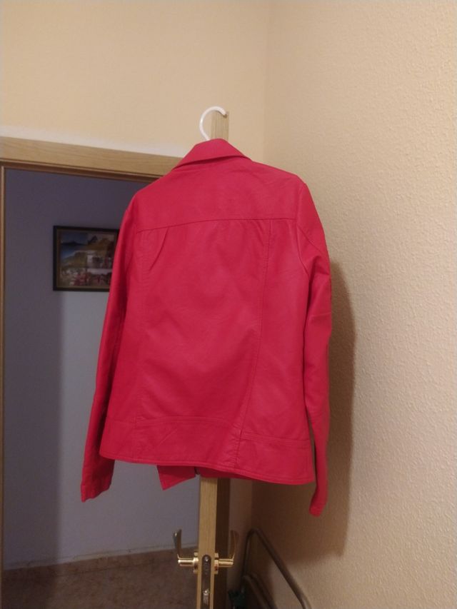 Chaqueta de polipiel de mujer