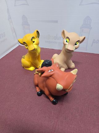 2 figuras Rey Leon goma con pito Disney