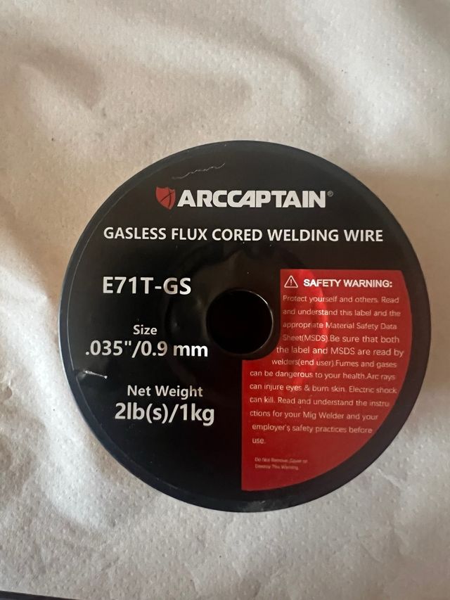 Alambre de soldadura de núcleo de fundente