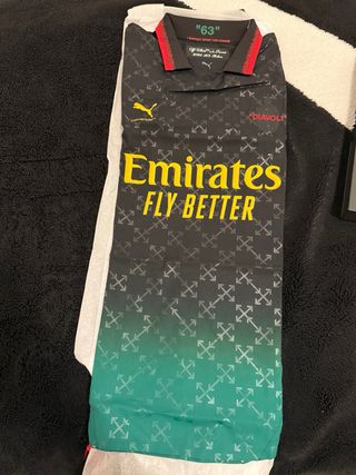 MAGLIA AUTHENTIC NERA PUMA X AC MILAN X OFFWHITE
